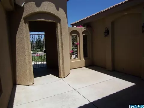 793 Park Place Ct, Exeter, CA 93221 photo 2