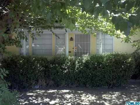 501 E Sequoia Ave, Visalia, CA 93292 photo 1