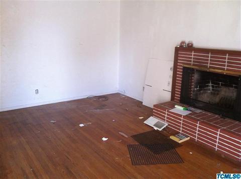 2533 E Griffith Way, Fresno, CA 93726 photo 2