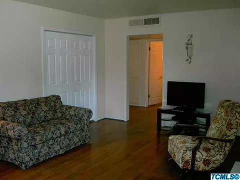3029 E Meadow Ave, Visalia, CA 93292 photo 7
