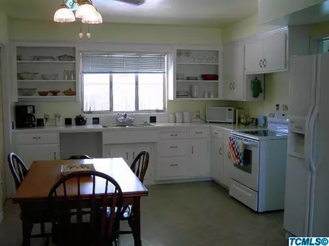 3029 E Meadow Ave, Visalia, CA 93292 photo 11
