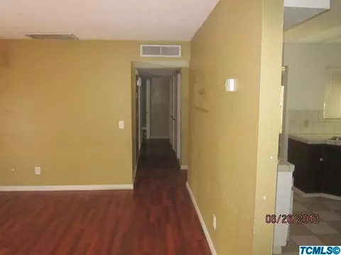 443 Alder Dr, Lemoore, CA 93245 photo 4