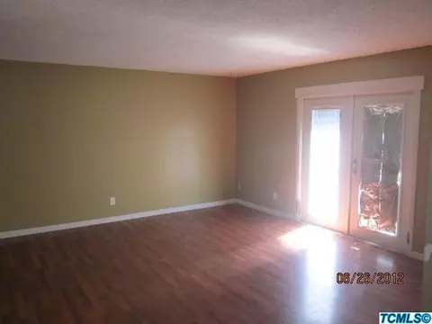 443 Alder Dr, Lemoore, CA 93245 photo 3