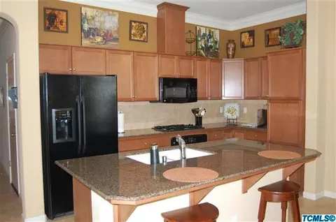 3765 Richmond Ave, Clovis, CA 93619 photo 5