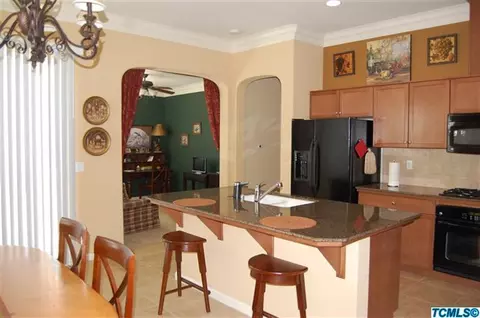 3765 Richmond Ave, Clovis, CA 93619 photo 4