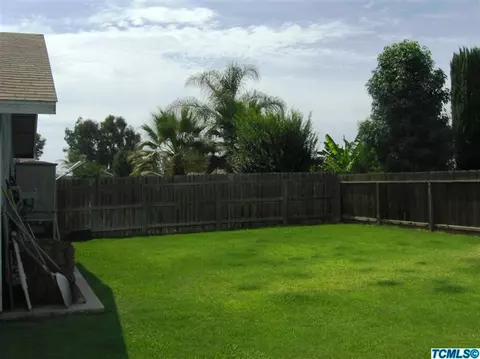 1376 E Brea Ave, Tulare, CA 93274 photo 10