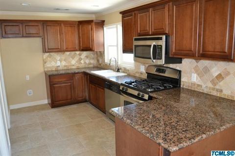 3708 W Iris Ave, Visalia, CA 93277 photo 6