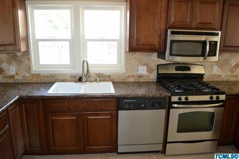 3708 W Iris Ave, Visalia, CA 93277 photo 7