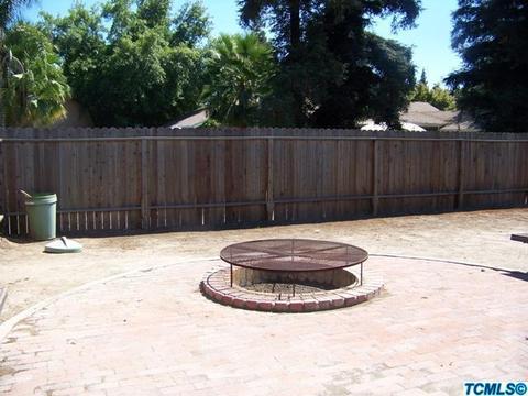 2429 E Paradise Ave, Visalia, CA 93292 photo 16