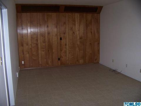 2429 E Paradise Ave, Visalia, CA 93292 photo 13