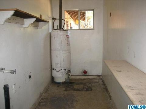1145 E Malone St, Hanford, CA 93230 photo 14