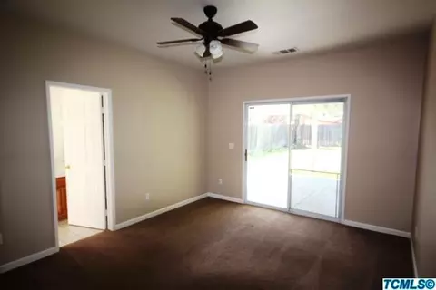 1745 Hatch Ave, Tulare, CA 93274 photo 9