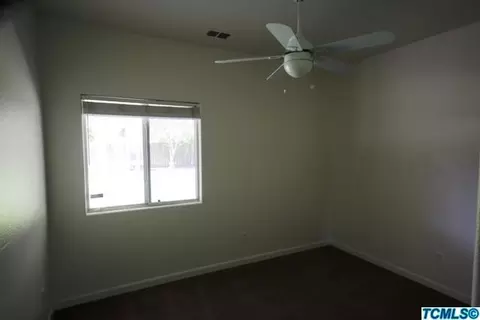 1745 Hatch Ave, Tulare, CA 93274 photo 11