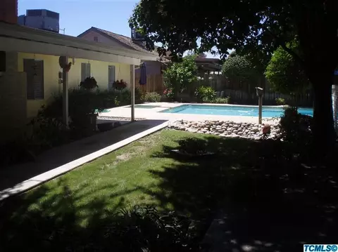 1340 E Carmelo Ave, Tulare, CA 93274 photo 23