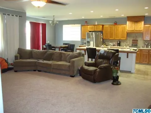 3305 Michael St, Visalia, CA 93292 photo 3