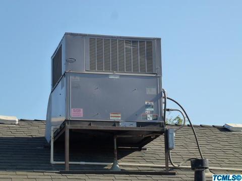 214 E Kennedy Ave, Tulare, CA 93274 photo 25