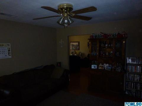 214 E Kennedy Ave, Tulare, CA 93274 photo 6