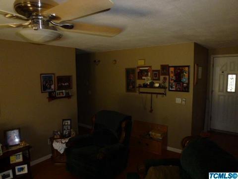 214 E Kennedy Ave, Tulare, CA 93274 photo 13