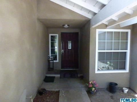214 E Kennedy Ave, Tulare, CA 93274 photo 4