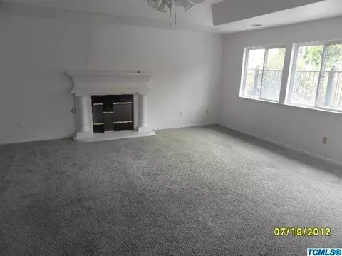 3805 E Howard Ave, Visalia, CA 93292 photo 8