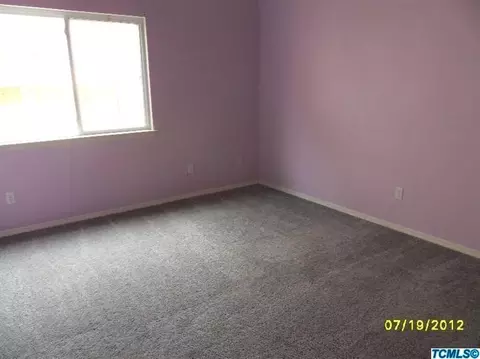 3805 E Howard Ave, Visalia, CA 93292 photo 6