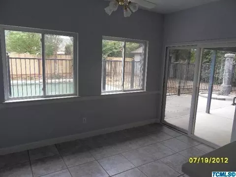 3805 E Howard Ave, Visalia, CA 93292 photo 7