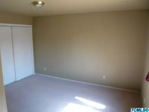 1181 E Roe Ave, Dinuba, CA 93618 photo 5