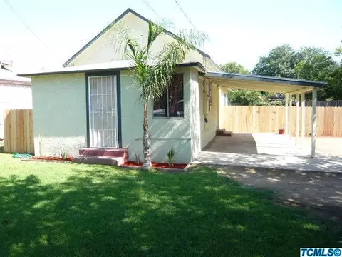 1181 E Roe Ave, Dinuba, CA 93618 photo 1