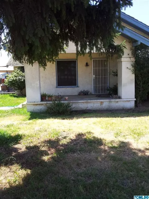 2217 E Houston Ave, Visalia, CA 93292 photo 1