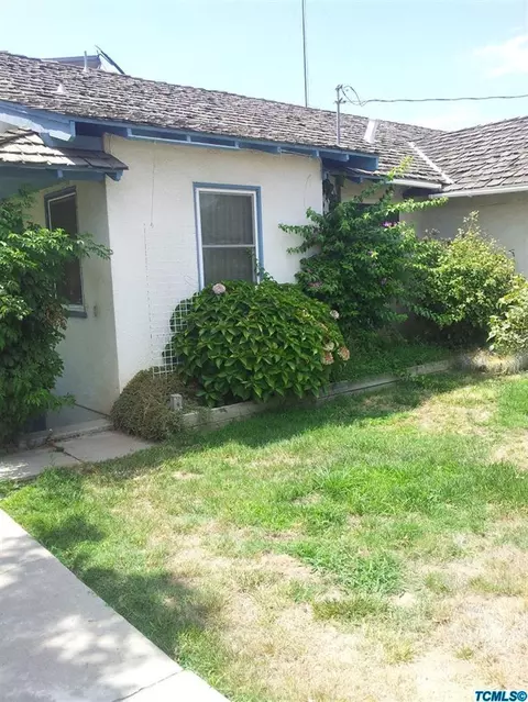 2217 E Houston Ave, Visalia, CA 93292 photo 2