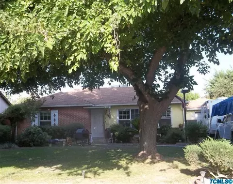 310 S Crespi Ave, Exeter, CA 93221 photo 2