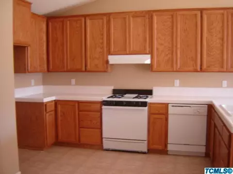 1919 E Roosevelt Ct, Visalia, CA 93292 photo 5