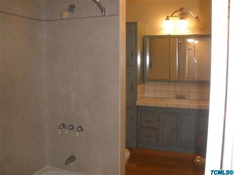435 S E St, Exeter, CA 93221 photo 9