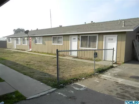 1545 E Douglas Ave, Visalia, CA 93292 photo 3