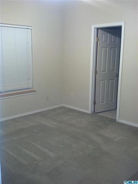 3541 E Cecil Ct, Visalia, CA 93292 photo 9