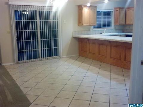 3541 E Cecil Ct, Visalia, CA 93292 photo 3