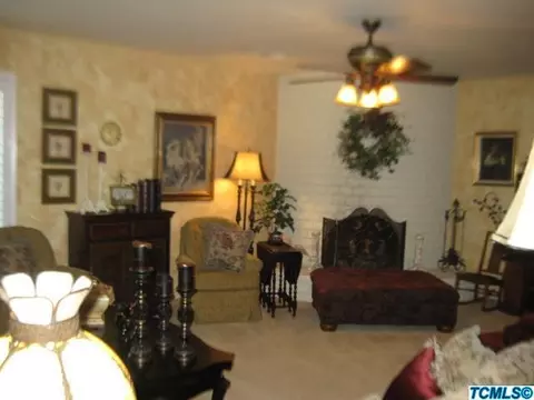 400 E Lois Ave, Tulare, CA 93274 photo 17