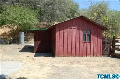41852 Sierra Dr, Three Rivers, CA 93271 photo 8