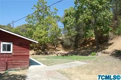 41852 Sierra Dr, Three Rivers, CA 93271 photo 3