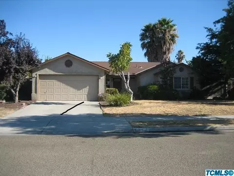 712 Milan Dr, Lemoore, CA 93245 photo 1