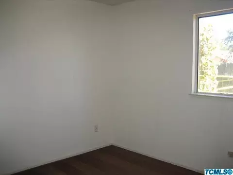 712 Milan Dr, Lemoore, CA 93245 photo 14