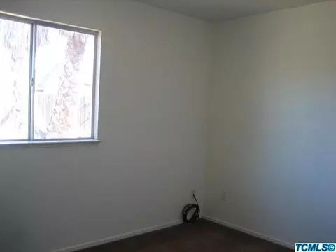 712 Milan Dr, Lemoore, CA 93245 photo 13