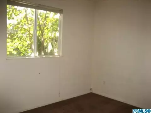 712 Milan Dr, Lemoore, CA 93245 photo 12