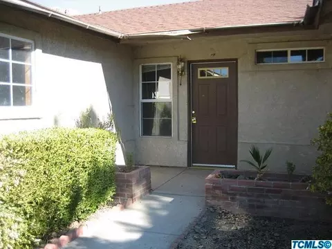 712 Milan Dr, Lemoore, CA 93245 photo 4