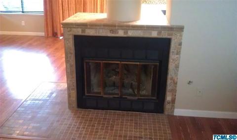 1612 E Castleview Ave, Visalia, CA 93292 photo 7