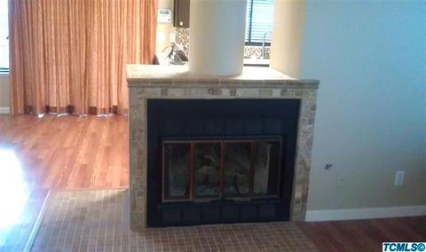 1612 E Castleview Ave, Visalia, CA 93292 photo 5
