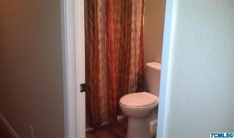 1612 E Castleview Ave, Visalia, CA 93292 photo 9