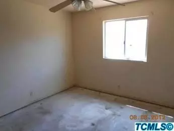 544 N Smith Rd, Tipton, CA 93272 photo 3
