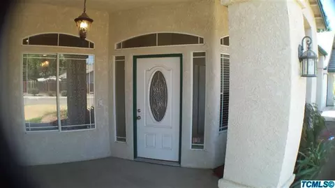 3817 E Howard Ave, Visalia, CA 93292 photo 2