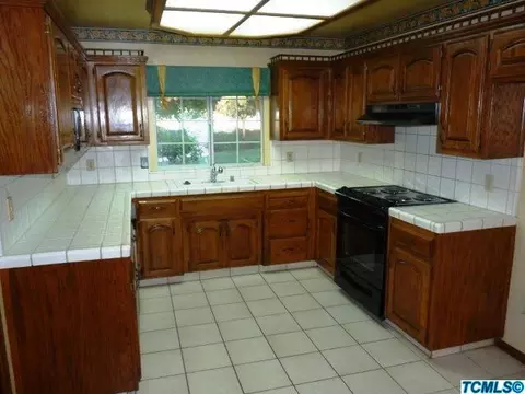 733 S Anderson Rd, Exeter, CA 93221 photo 4